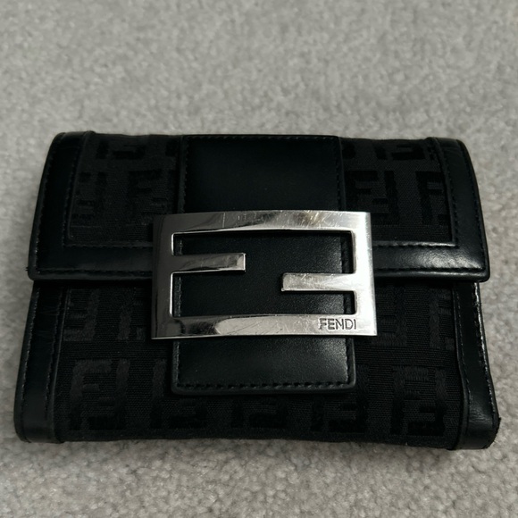 FENDI Y2K Black Zucchino Forever Continental Flap Compact Wallet Purse - Picture 1 of 16